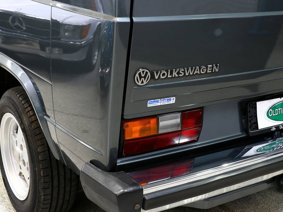 Bild 28/34 von Volkswagen T3 Caravelle GL 1.9 (1987)