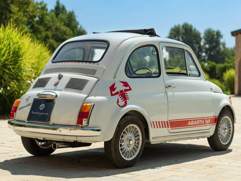 Image 14/50 of Abarth Fiat 595 (1968)