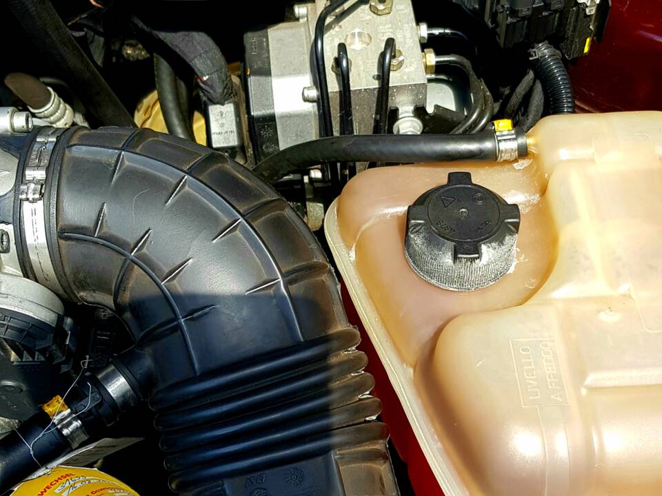 Bild 46/55 von Alfa Romeo Spider 3.2 V6 24V (2004)