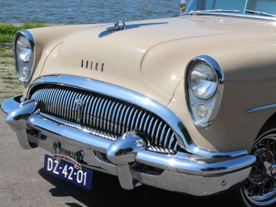 Image 8/29 of Buick 60 Century (1954)