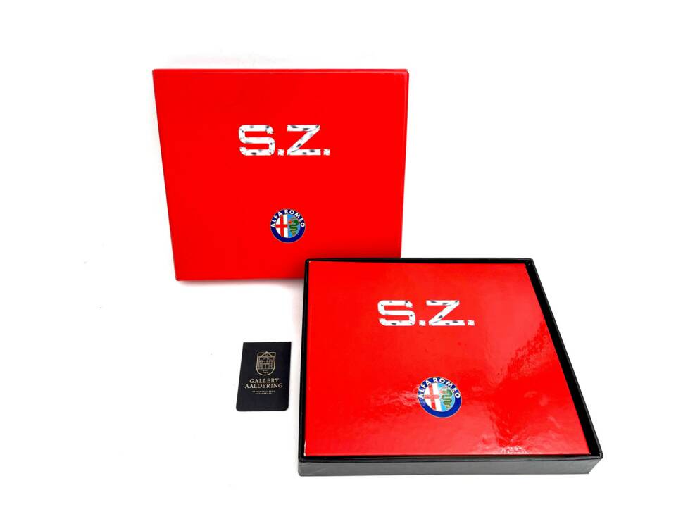 Image 13/50 of Alfa Romeo SZ (1991)