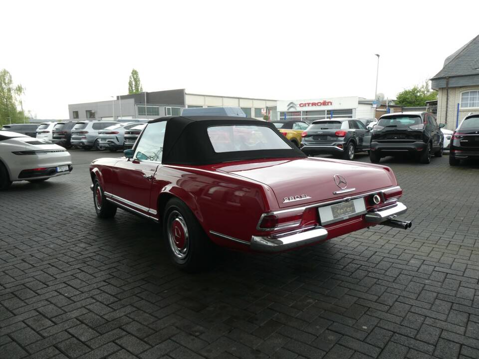Image 6/27 of Mercedes-Benz 280 SL (1969)