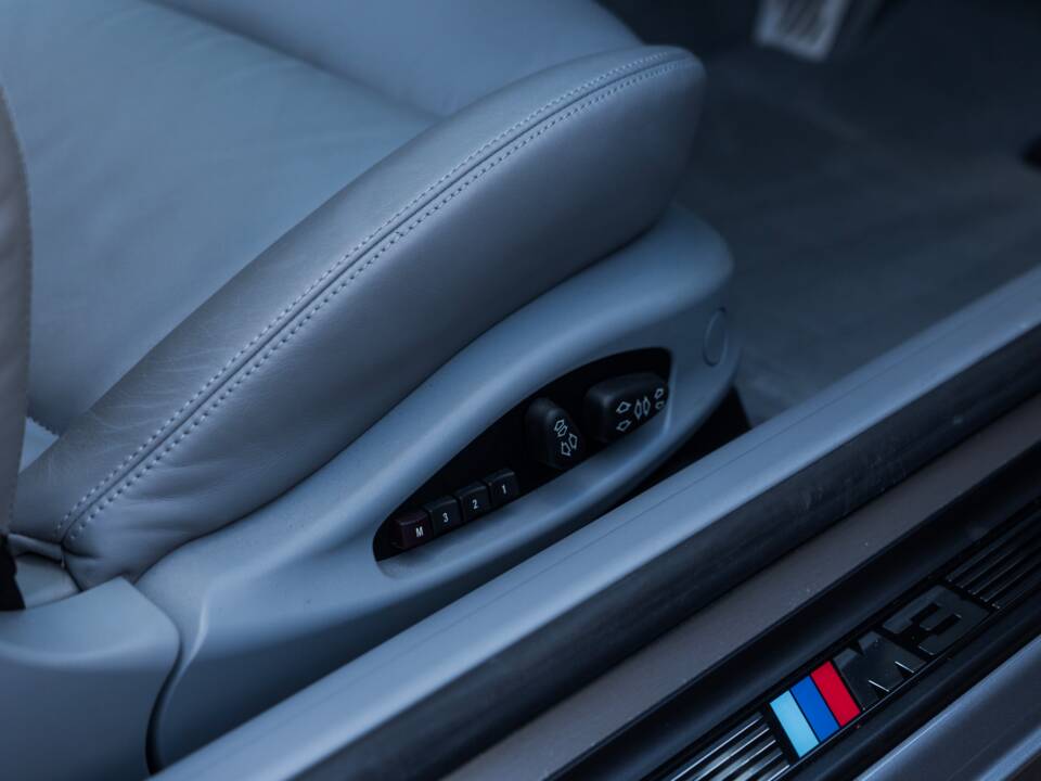 Immagine 53/70 di BMW M3 (2004)