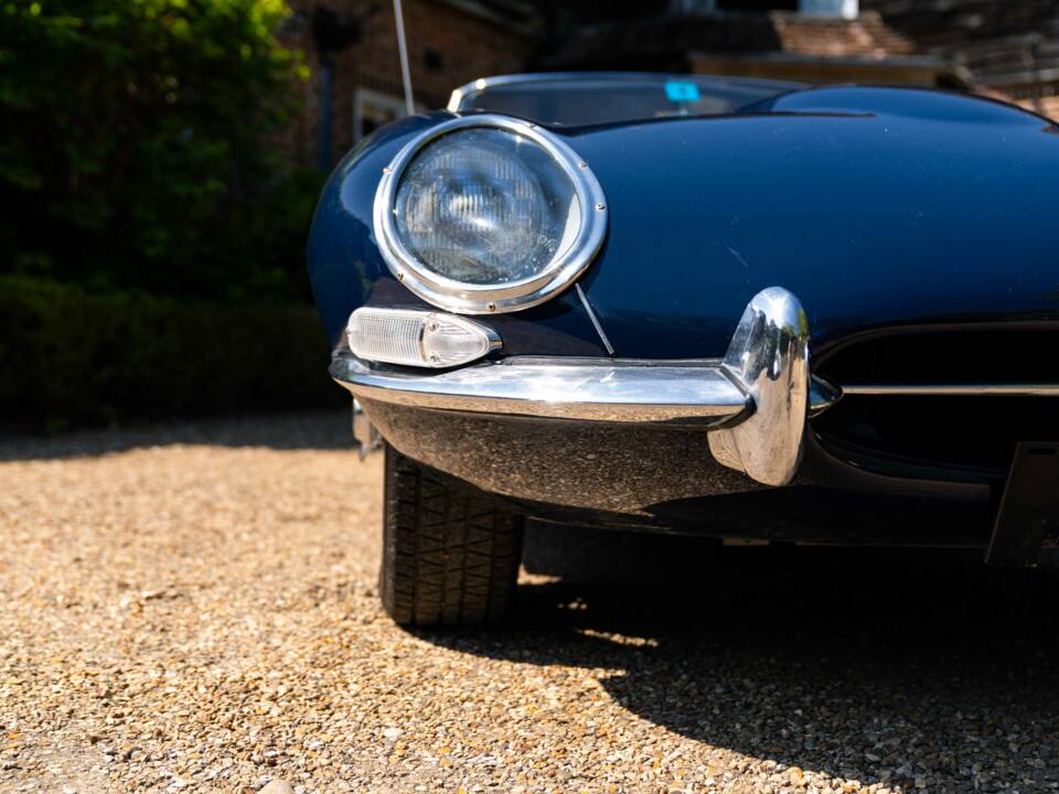 Bild 40/50 von Jaguar XK-E (1967)