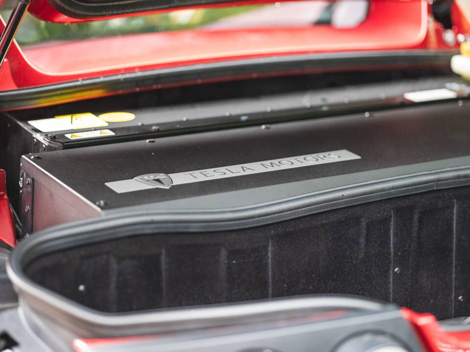 Image 43/50 de Tesla Roadster (2011)