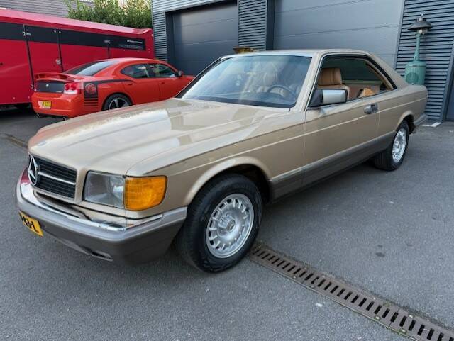 Image 2/22 of Mercedes-Benz 500 SEC (1984)