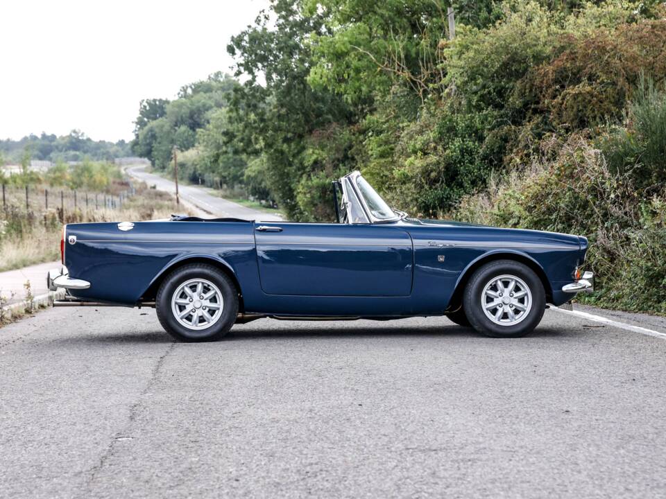 Image 1/8 de Sunbeam Tiger Mk I (1965)