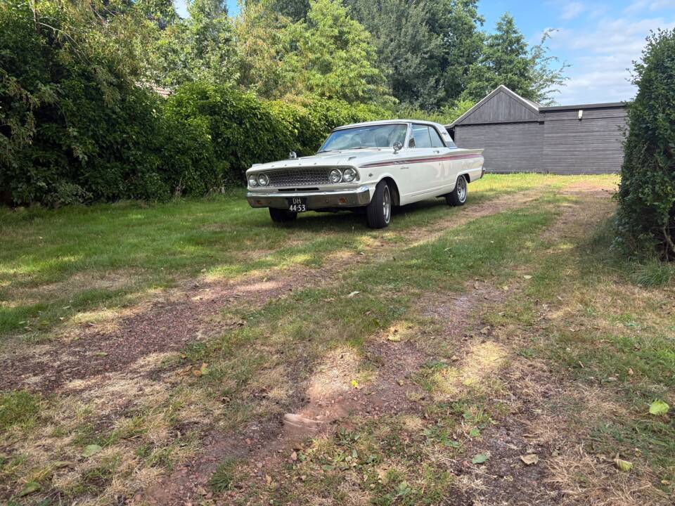 Image 4/33 de Ford Fairlane 500 (1963)