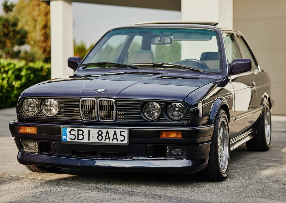 Immagine 8/8 di BMW 325i (1989)