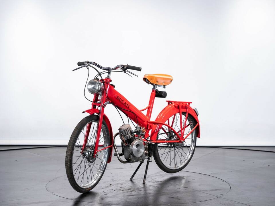 Image 7/50 de Ducati Cucciolo (1953)