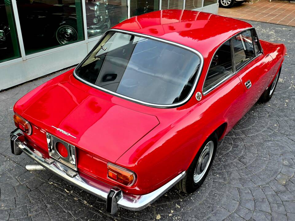 Image 5/34 of Alfa Romeo 1750 GT Veloce (1969)