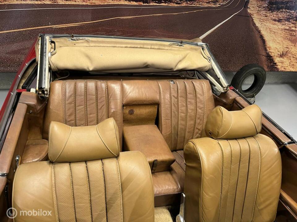 Image 27/40 of Mercedes-Benz 280 SE (1969)