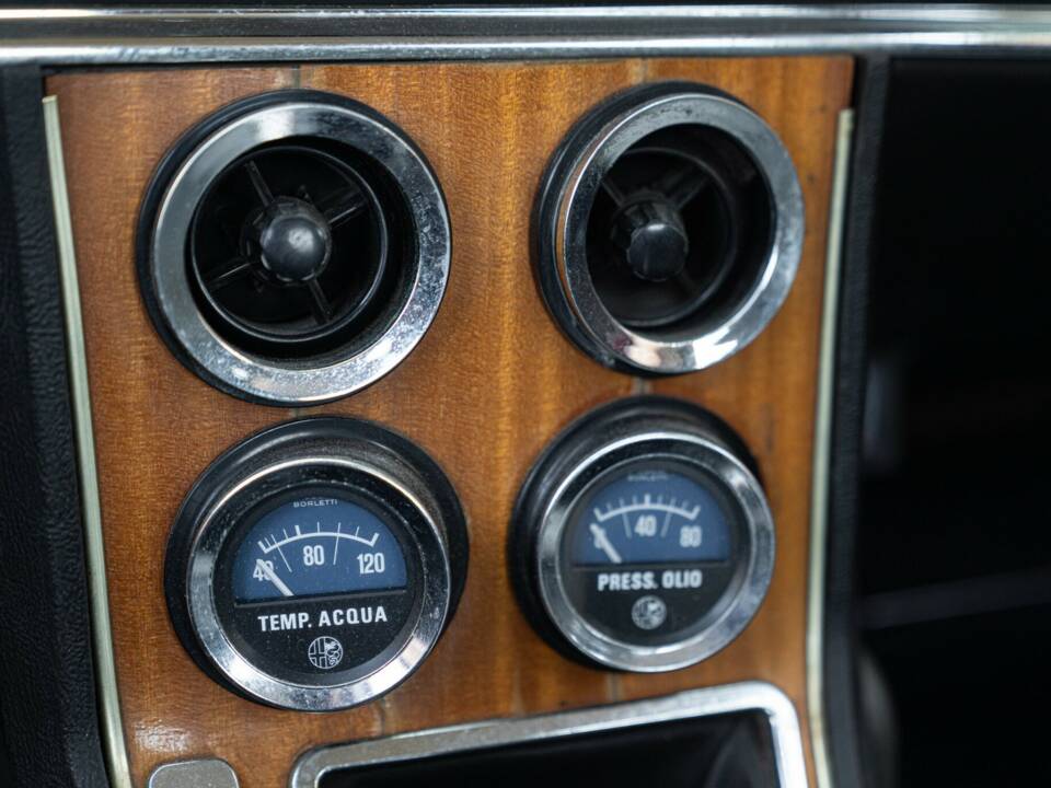 Immagine 41/50 di Alfa Romeo Giulia Nuova Super 1300 (1974)