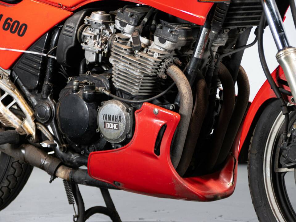Image 34/50 of Yamaha XJ 600 (1984)