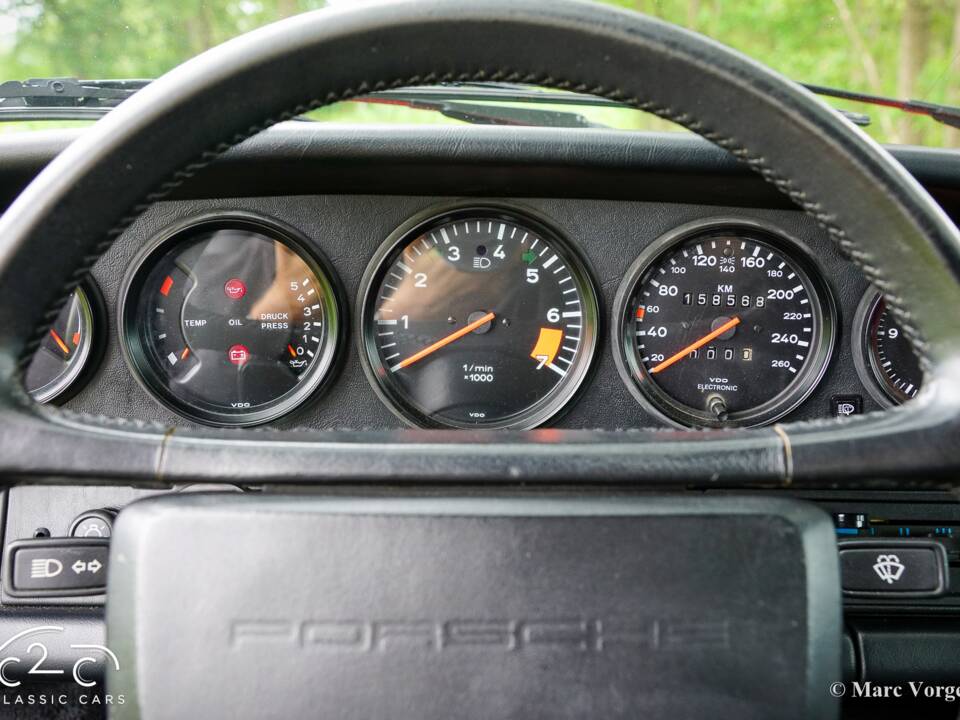 Image 7/63 of Porsche 911 Carrera 3.2 (1986)