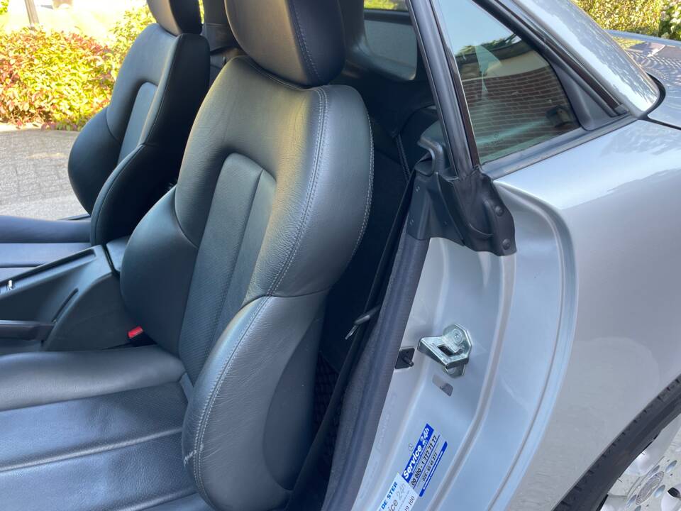 Imagen 15/26 de Mercedes-Benz SLK 200 Kompressor (2002)