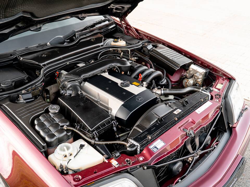 Image 45/47 of Mercedes-Benz SL 280 (1996)