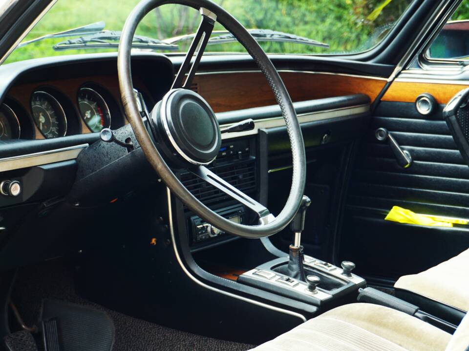 Bild 17/29 von BMW 3,0 CSi (1973)
