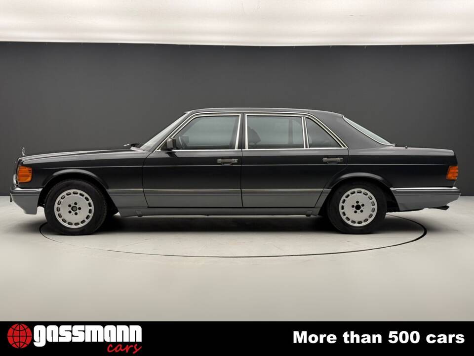 Bild 5/15 von Mercedes-Benz 560 SEL (1990)