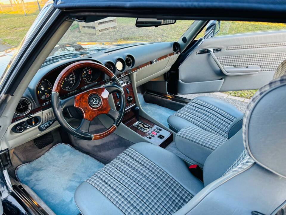 Image 9/23 of Mercedes-Benz 500 SL (1986)