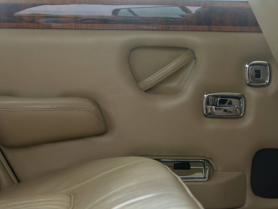 Image 41/50 of Rolls-Royce Silver Shadow I (1972)