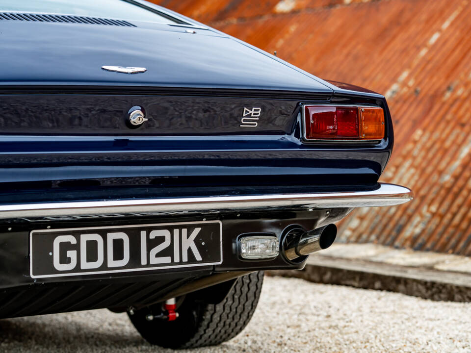 Bild 11/36 von Aston Martin DBS V8 (1971)