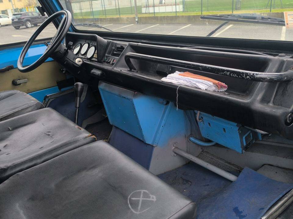 Bild 9/22 von Iveco Daily III 40 2.8 TD (1998)