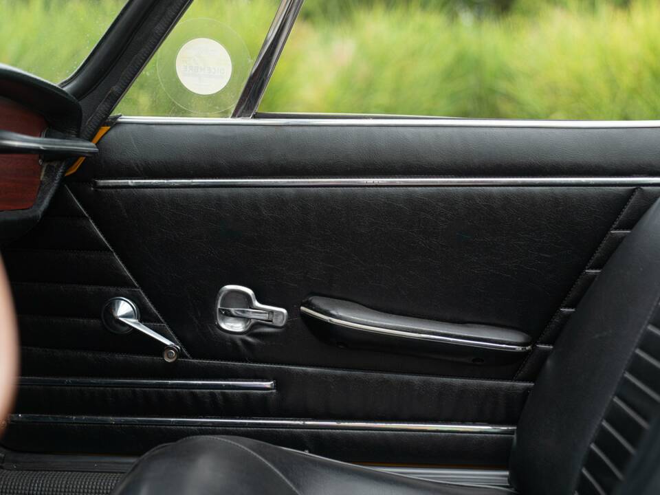 Image 39/50 of FIAT 850 Sport Spider (1969)