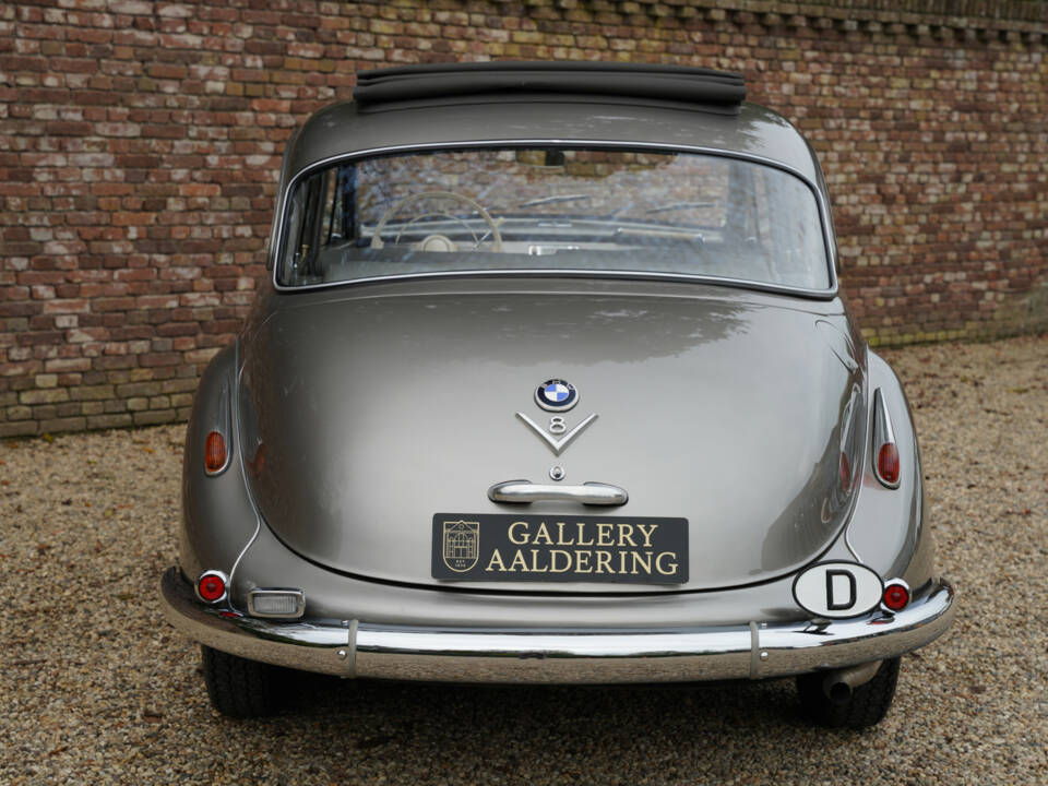 Immagine 6/50 di BMW 501 V8 (1965)