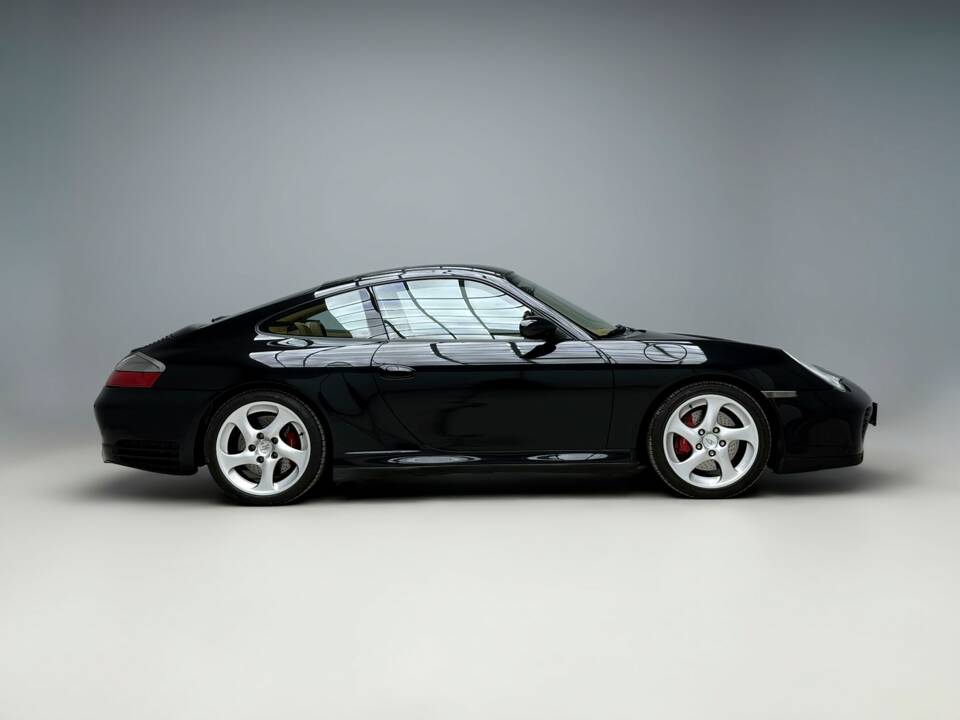 Bild 1/35 von Porsche 911 Carrera 4S (2003)