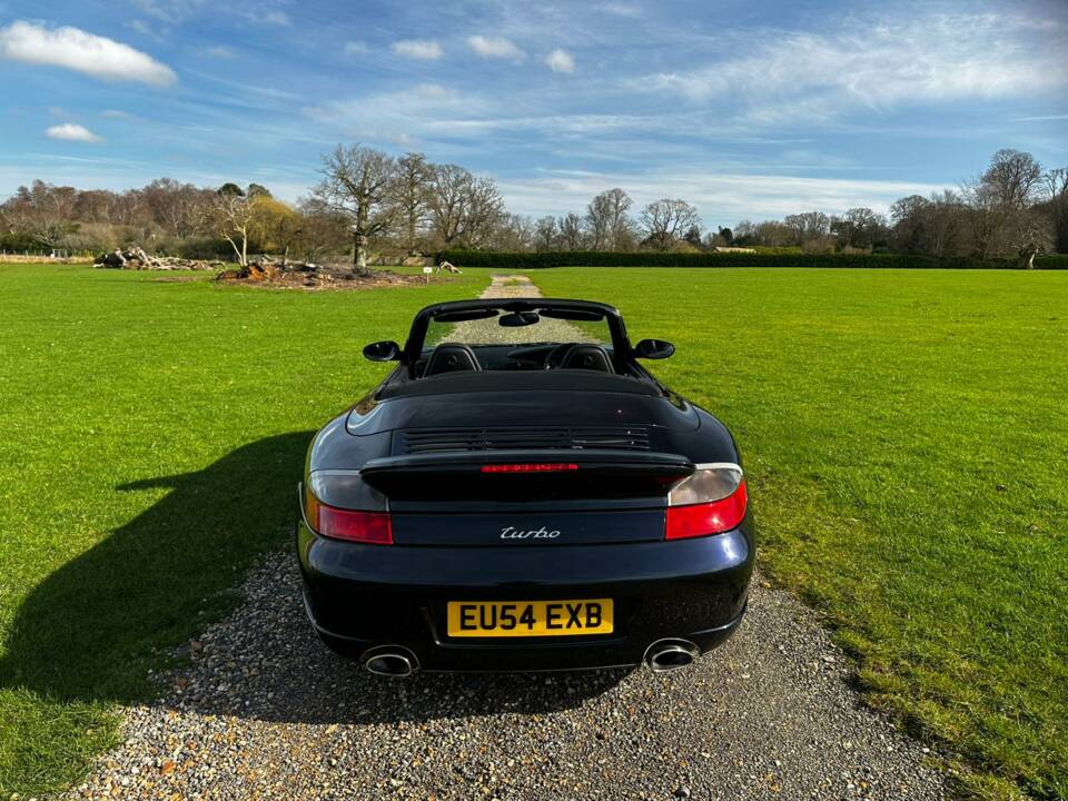 Bild 12/81 von Porsche 911 Turbo (2004)