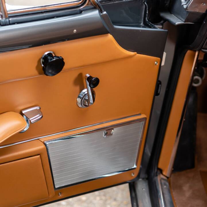 Bild 26/50 von Ferrari 250 GT/E (1963)