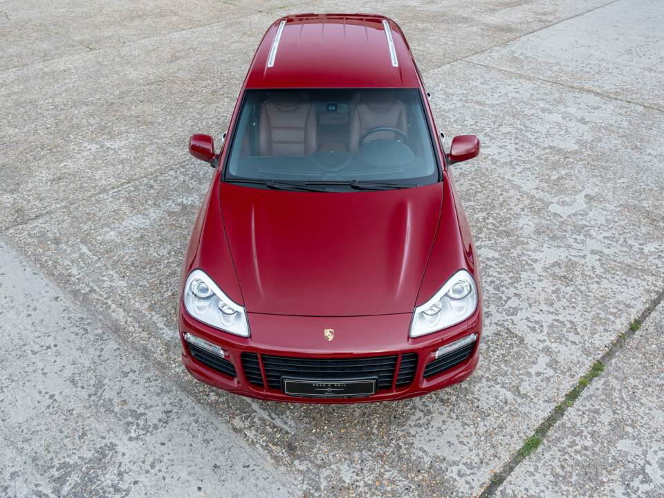 Image 2/45 of Porsche Cayenne Turbo (2009)