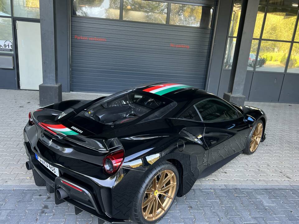 Bild 6/32 von Ferrari 488 Pista (2020)