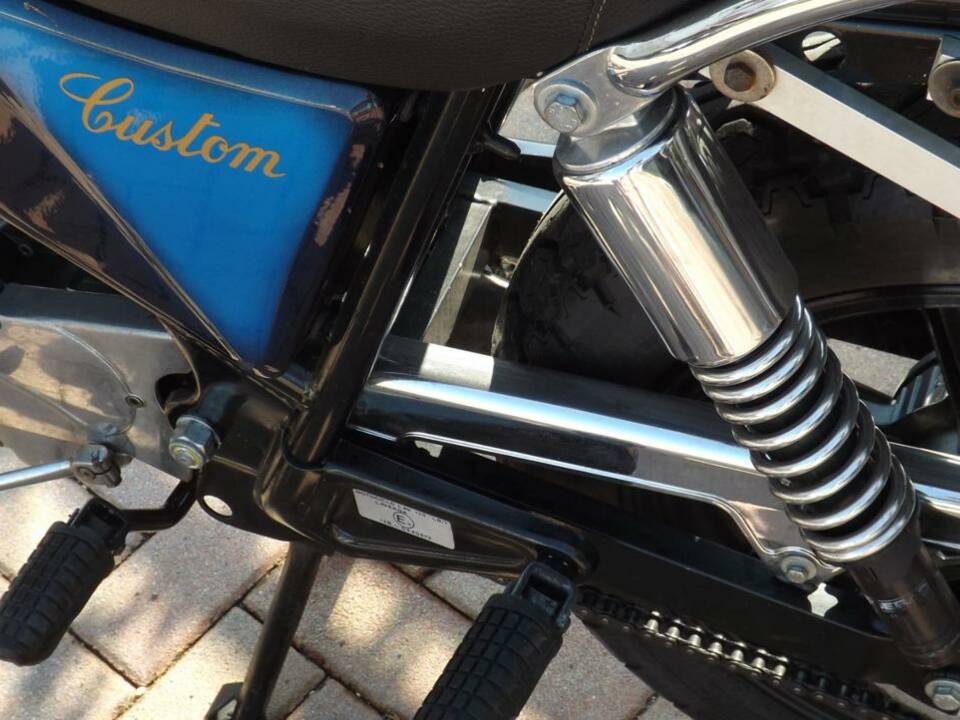 Immagine 24/47 di Laverda 125 LB Custom (1988)