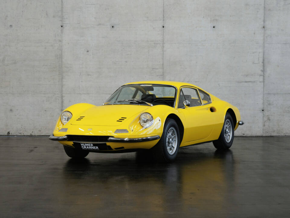 Image 1/24 of Ferrari Dino 246 GT (1970)