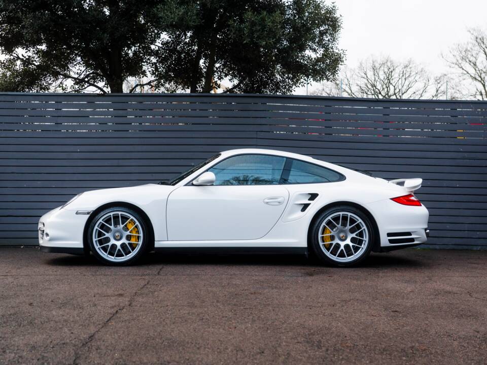 Bild 7/52 von Porsche 911 Turbo (2010)