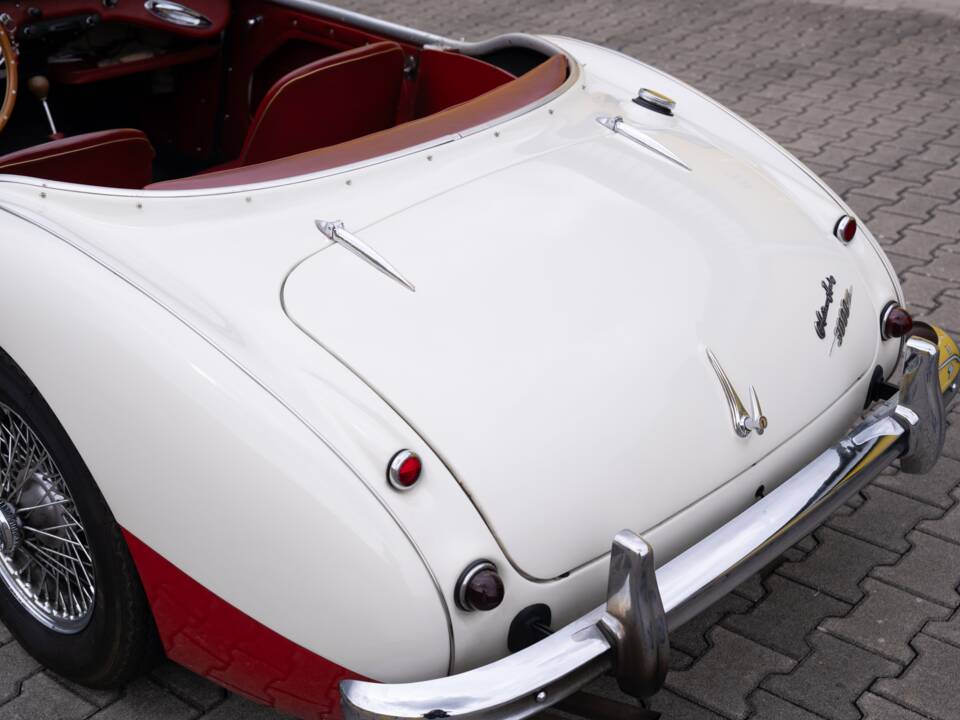 Image 8/72 de Austin-Healey 3000 Mk II (BJ7) (1962)