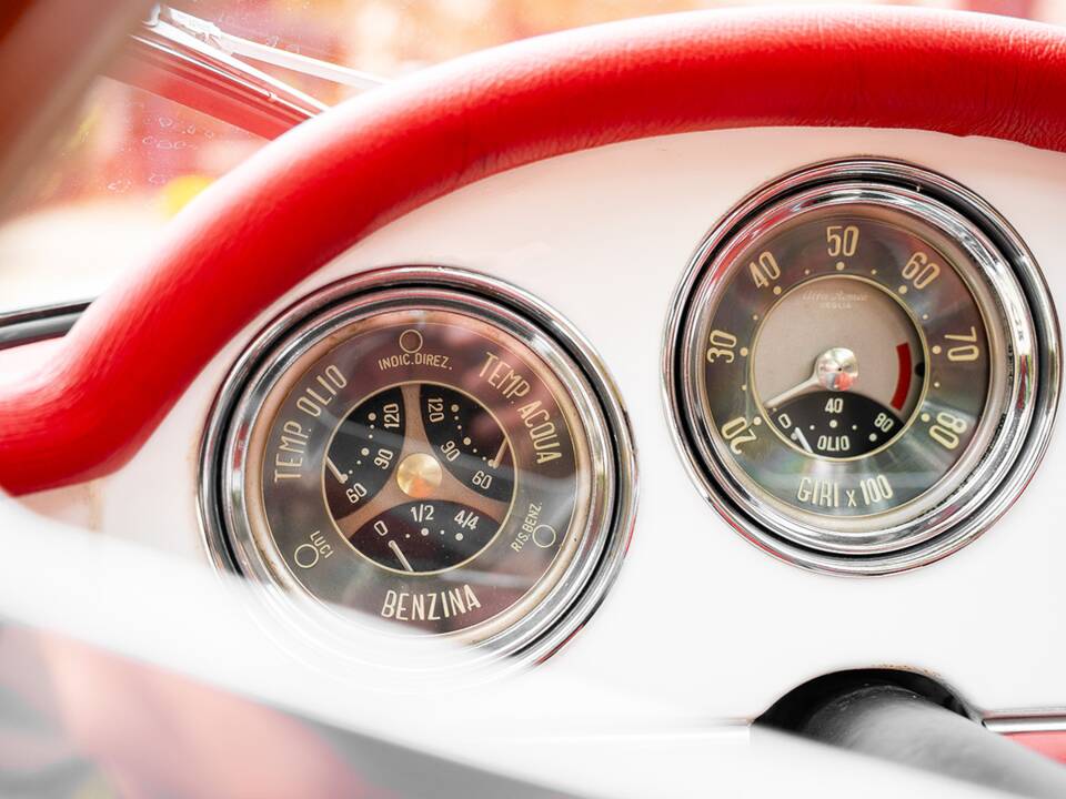 Immagine 30/43 di Alfa Romeo Giulia 1600 Spider (1964)