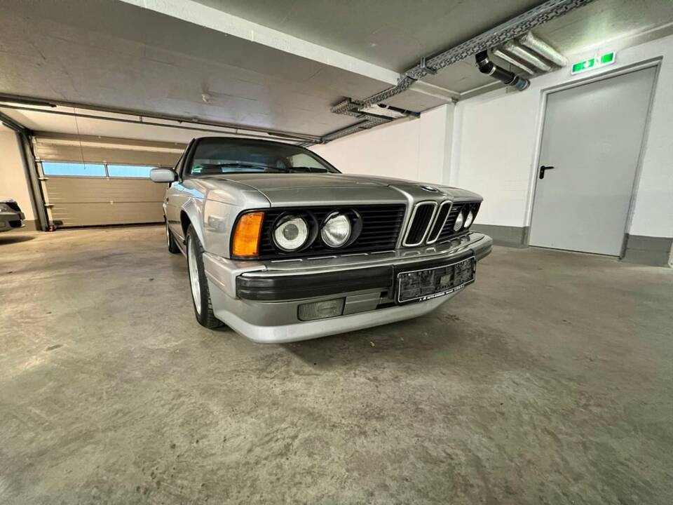 Image 2/7 de BMW 635 CSi (1988)