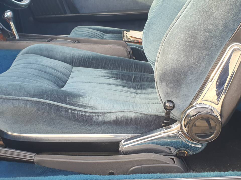 Bild 28/43 von FIAT 130 / 3200 (1975)