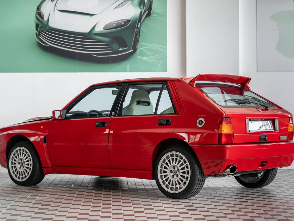 Image 4/28 of Lancia Delta HF Integrale Evoluzione II (1994)