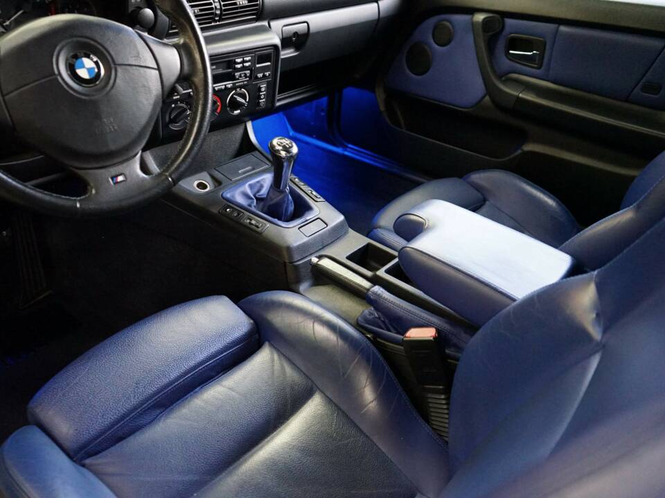 Image 23/33 of BMW 323ti Compact (1999)