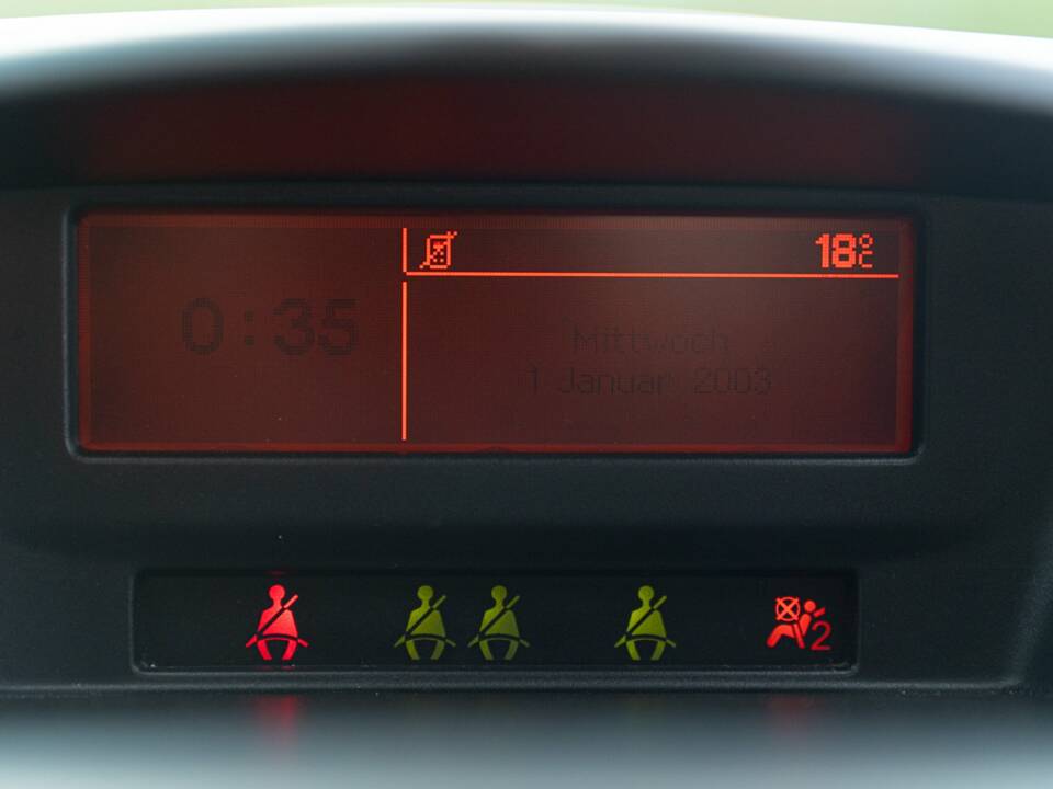 Image 47/50 of Peugeot 207 CC 1.6 VTi (2008)