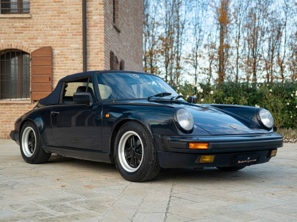 Bild 2/50 von Porsche 911 Carrera 3.2 (1989)