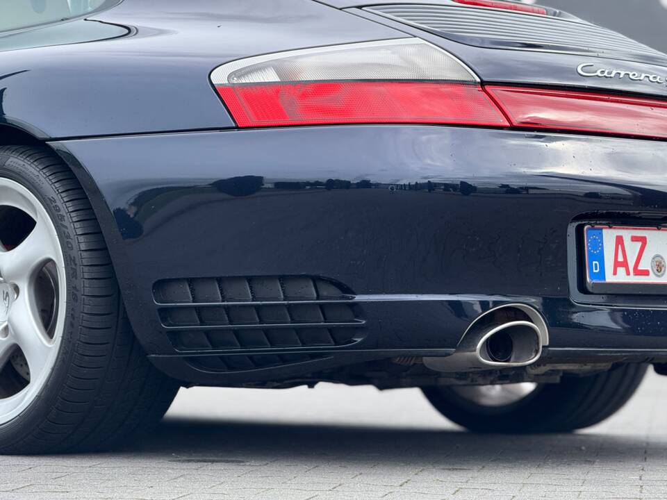 Image 41/42 de Porsche 911 Carrera 4S (2003)