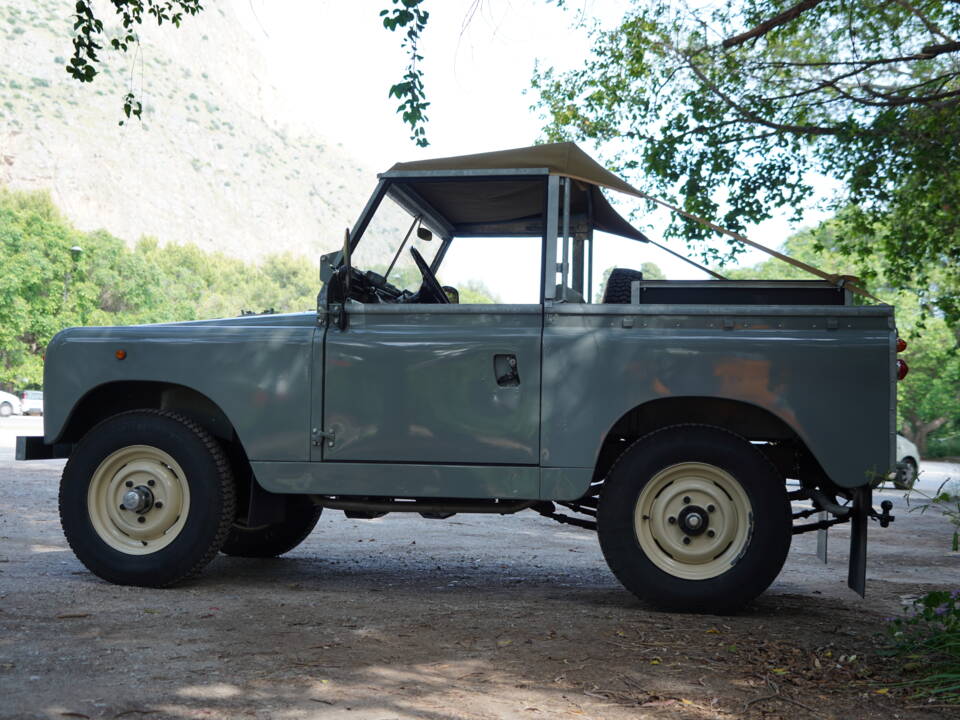 Bild 15/79 von Land Rover 88 (1963)