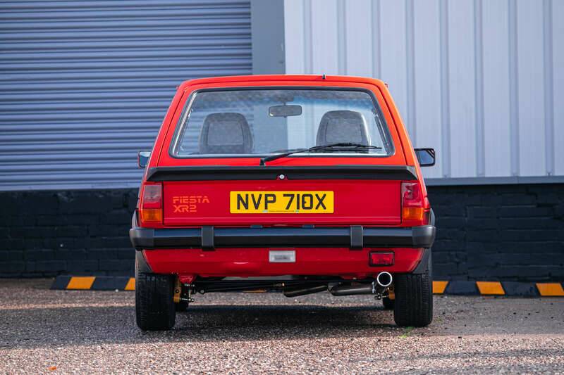 Image 7/50 of Ford Fiesta XR2 (1982)