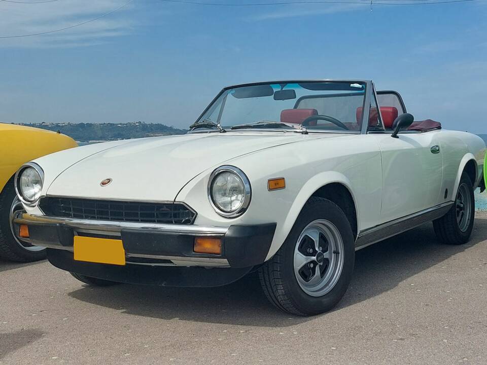 Bild 3/8 von FIAT Spider 2000 (1980)