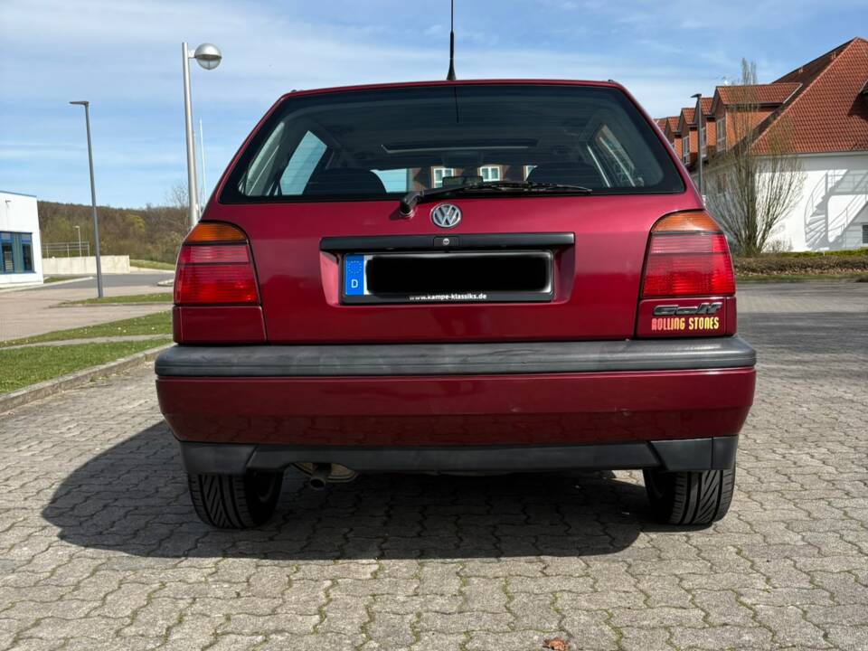 Imagen 4/18 de Volkswagen Golf III 1.6 (1996)